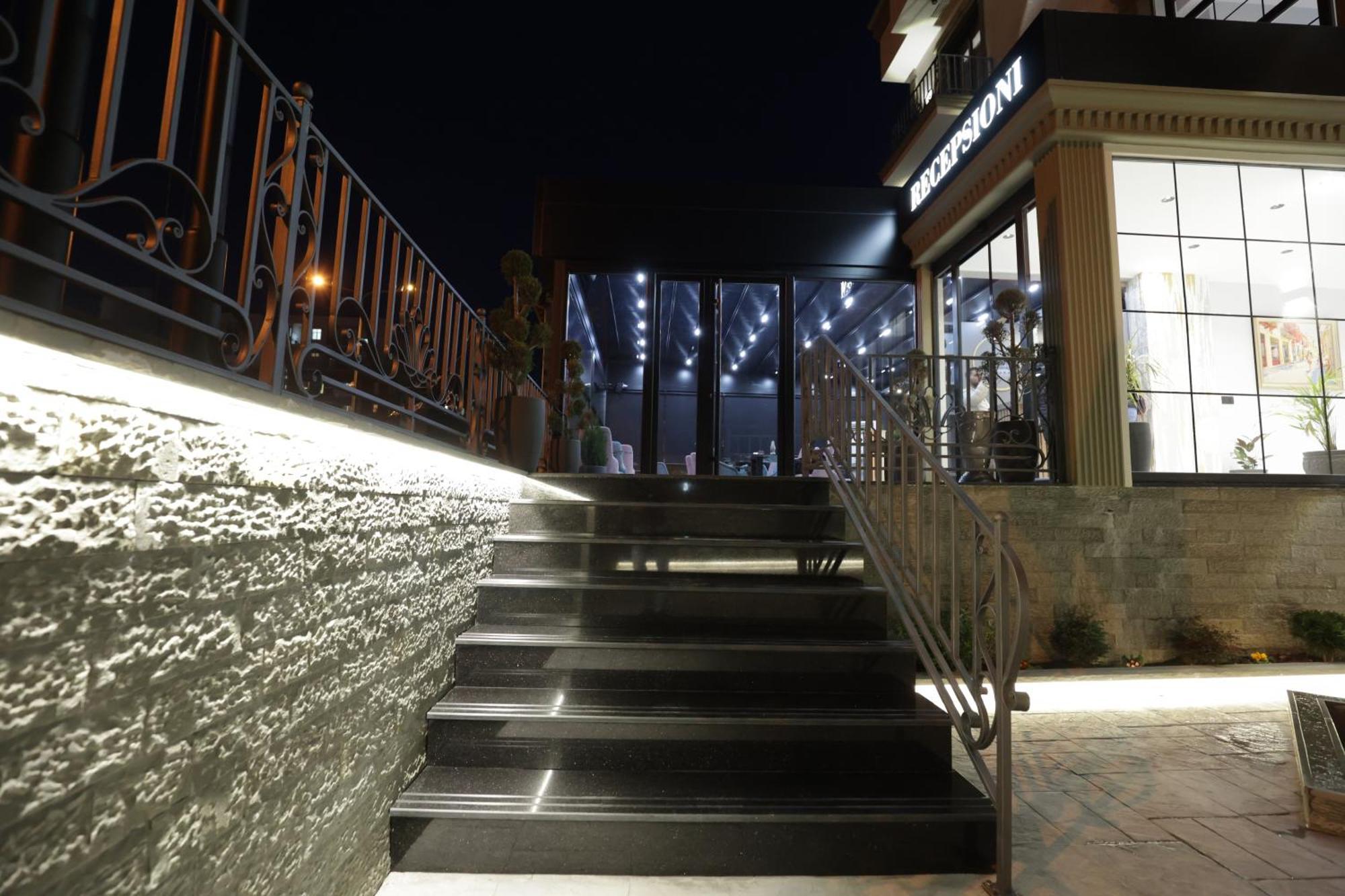Residence Inn Hotel Tirana Exterior photo